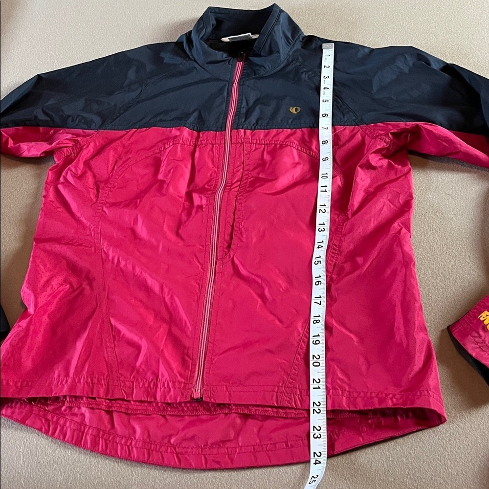 Pearl Izumi Vibrant Pink Raspberry / Black Athletic Cycling Jacket - Medium - Picture 8 of 10